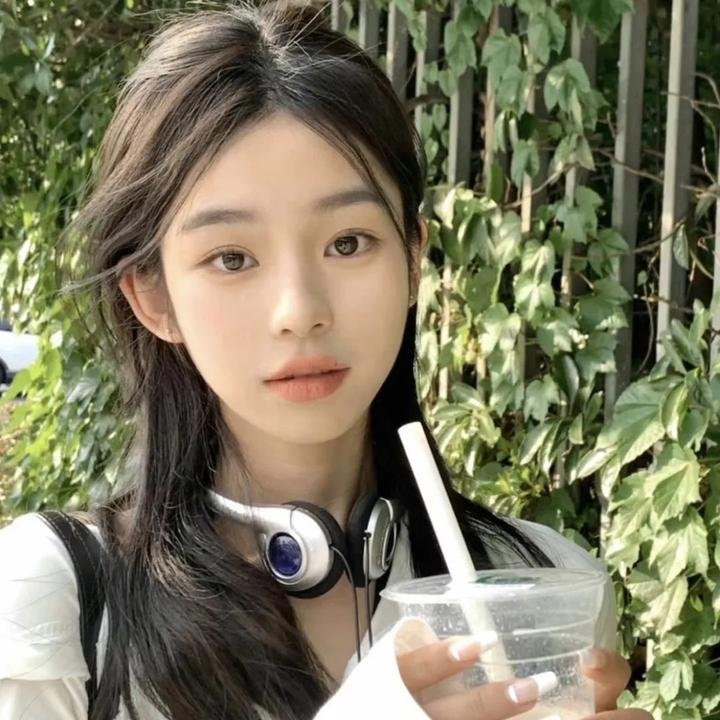 他们在沙漠中灌溉